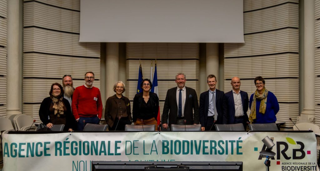 photo de groupe de cloture des 3e assises régionales de la biodiversité Nouvelle-Aquitaine